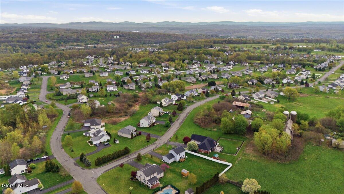 34 Eagle Lane Mechanicville NY 12118