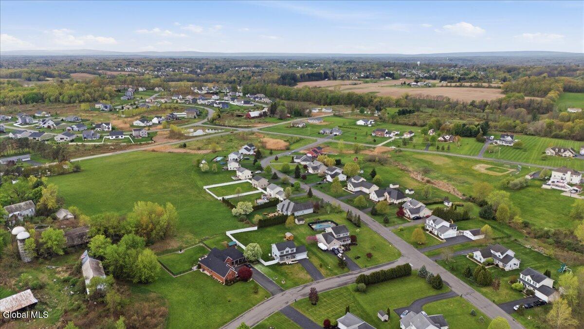 34 Eagle Lane Mechanicville NY 12118
