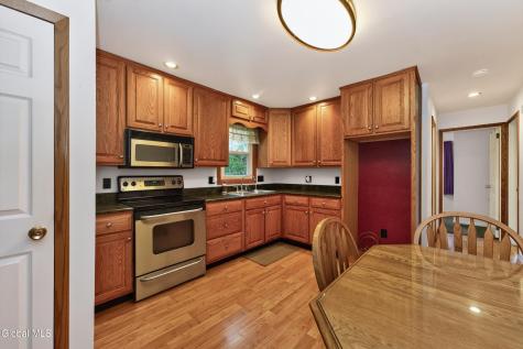 17 Richards Drive Albany NY 12205