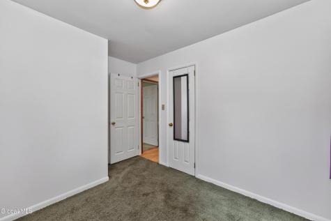 17 Richards Drive Albany NY 12205