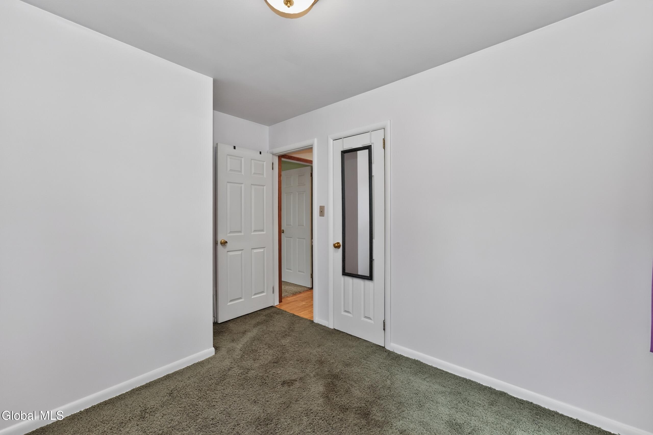17 Richards Drive Albany NY 12205