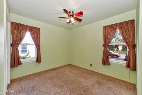 17 Richards Drive Albany NY 12205