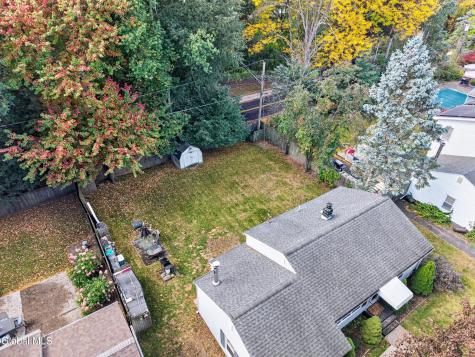 17 Richards Drive Albany NY 12205
