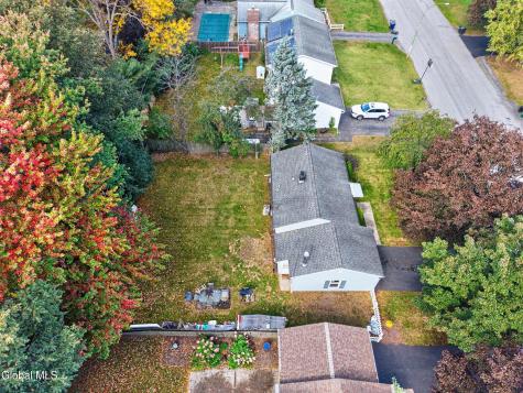 17 Richards Drive Albany NY 12205