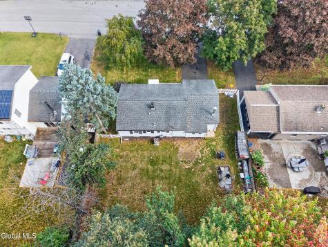 17 Richards Drive Albany NY 12205