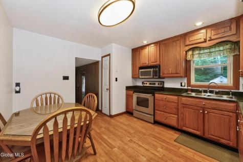 17 Richards Drive Albany NY 12205