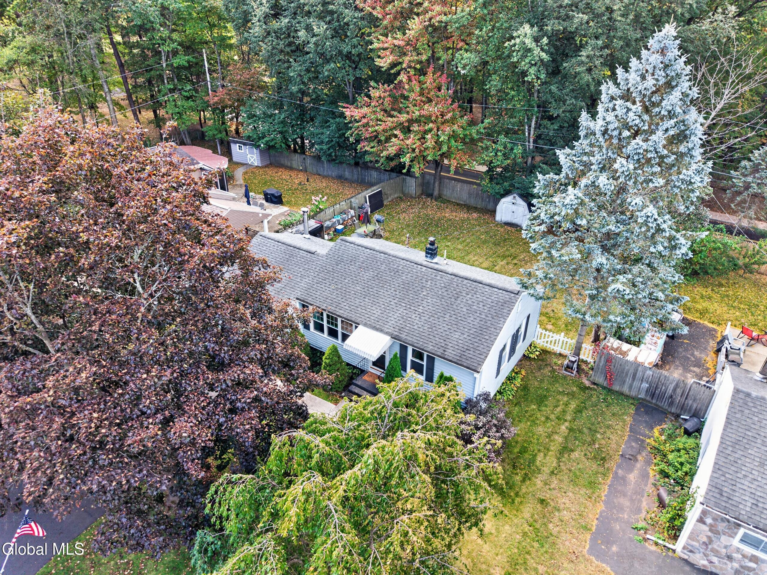 17 Richards Drive Albany NY 12205
