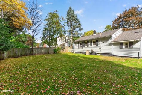 17 Richards Drive Albany NY 12205