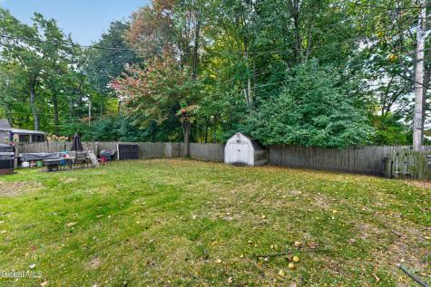 17 Richards Drive Albany NY 12205