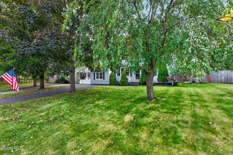 17 Richards Drive Albany NY 12205