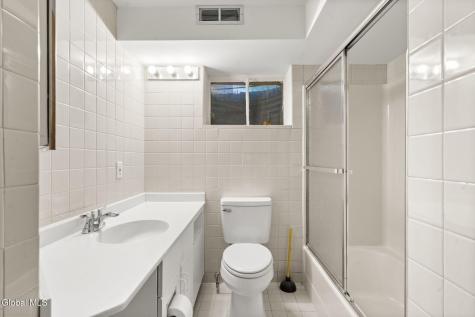 96 Van Wies Point Road Glenmont NY 12077