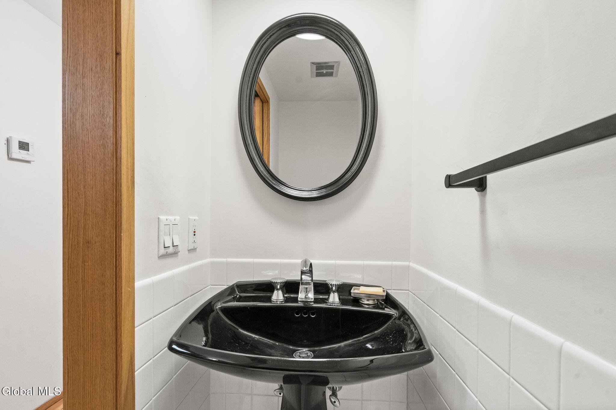 96 Van Wies Point Road Glenmont NY 12077