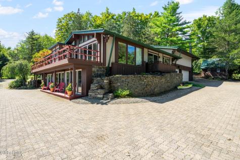96 Van Wies Point Road Glenmont NY 12077