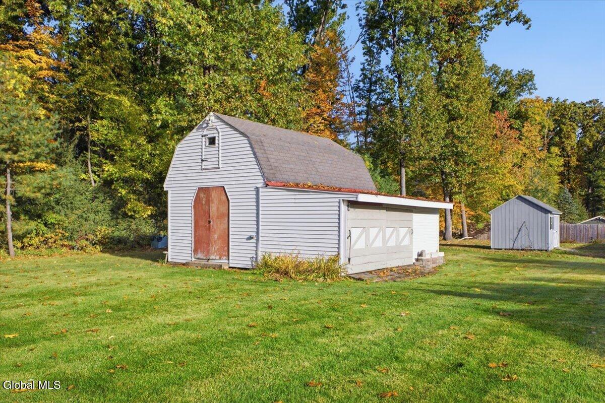 32 Van Tassell Lane Ballston Spa NY 12020