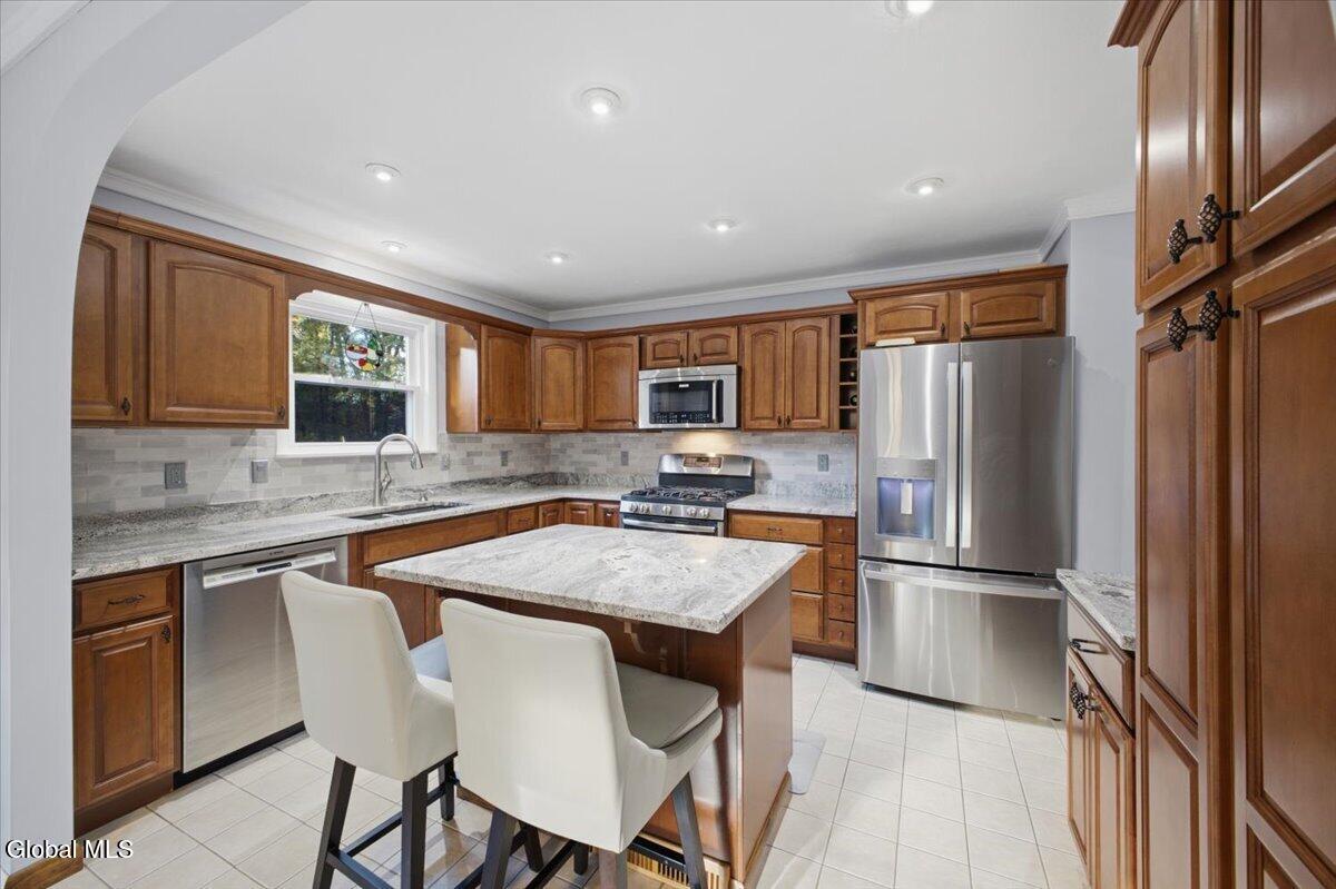32 Van Tassell Lane Ballston Spa NY 12020