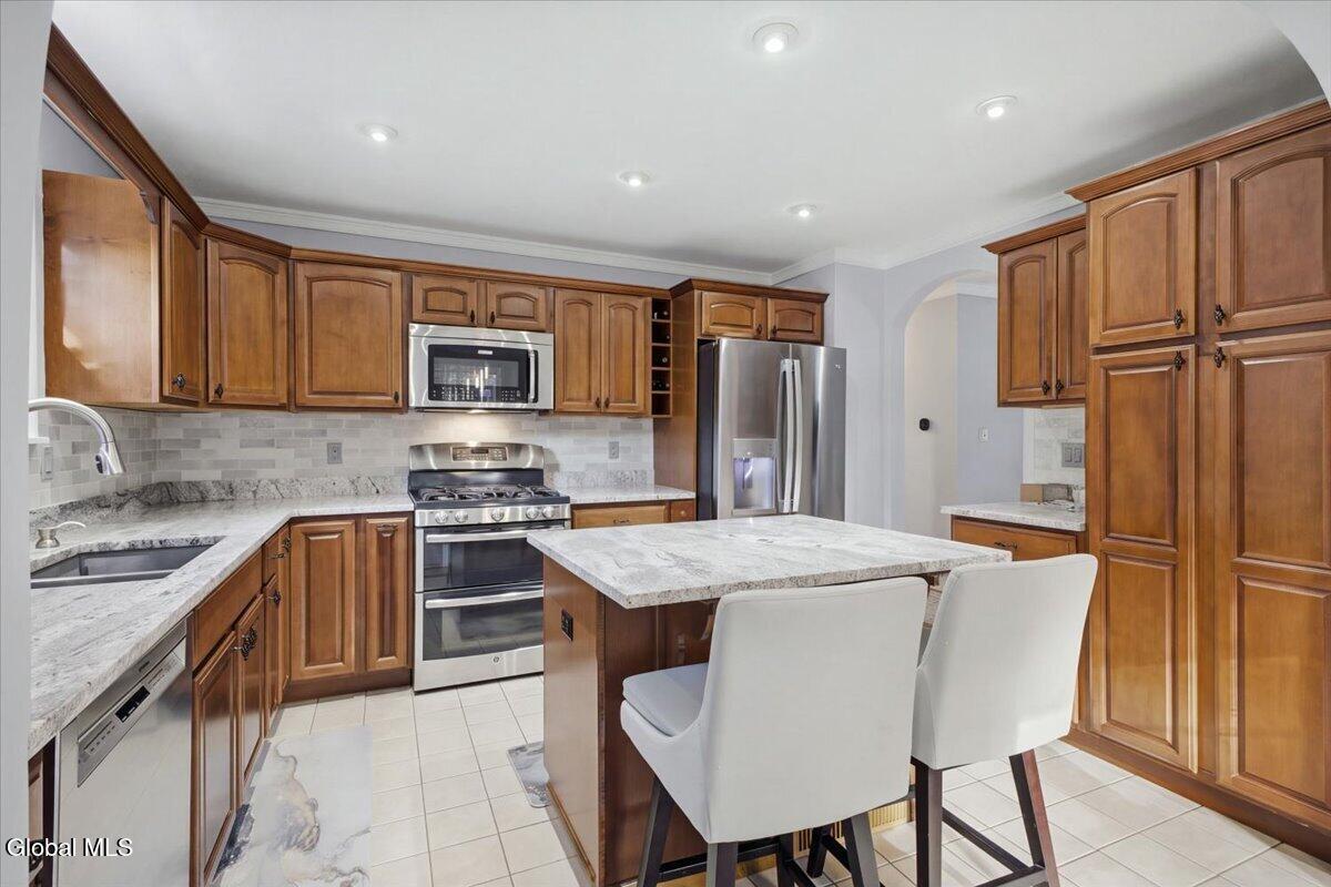 32 Van Tassell Lane Ballston Spa NY 12020