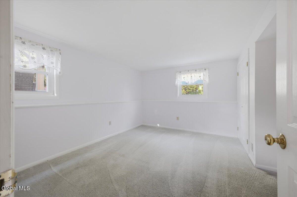 32 Van Tassell Lane Ballston Spa NY 12020