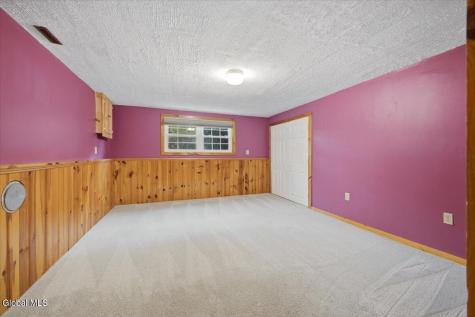 32 Van Tassell Lane Ballston Spa NY 12020