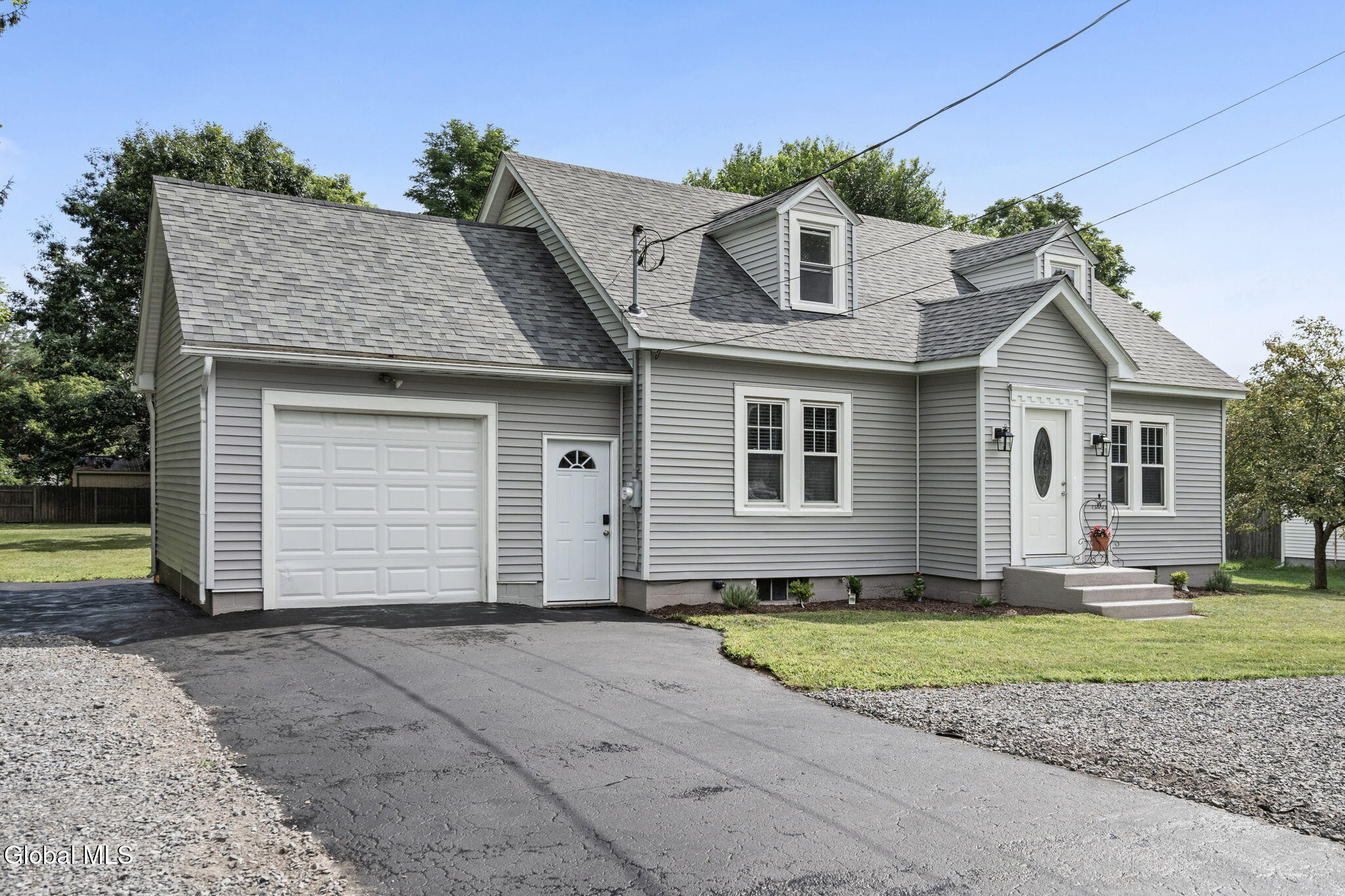502 Swaggertown Road Schenectady NY 12302