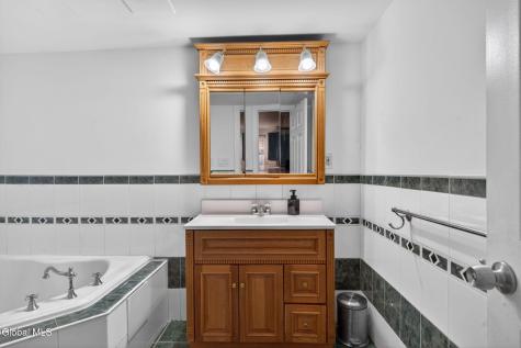 243 Elm Street Albany NY 12202