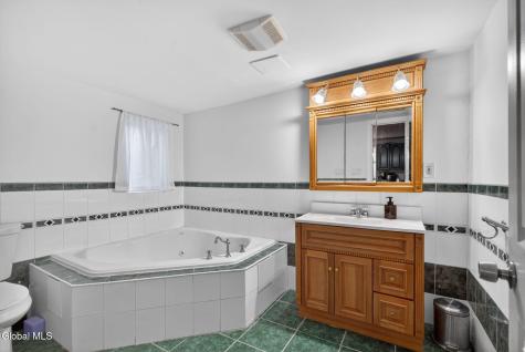 243 Elm Street Albany NY 12202