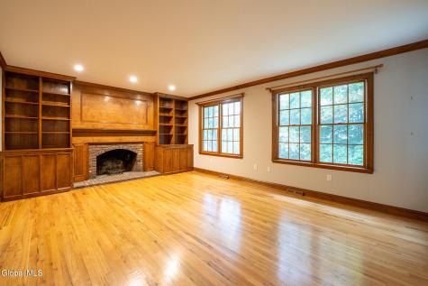51 Bender Lane Delmar NY 12054