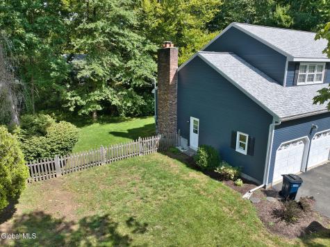 51 Bender Lane Delmar NY 12054