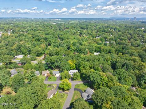 51 Bender Lane Delmar NY 12054