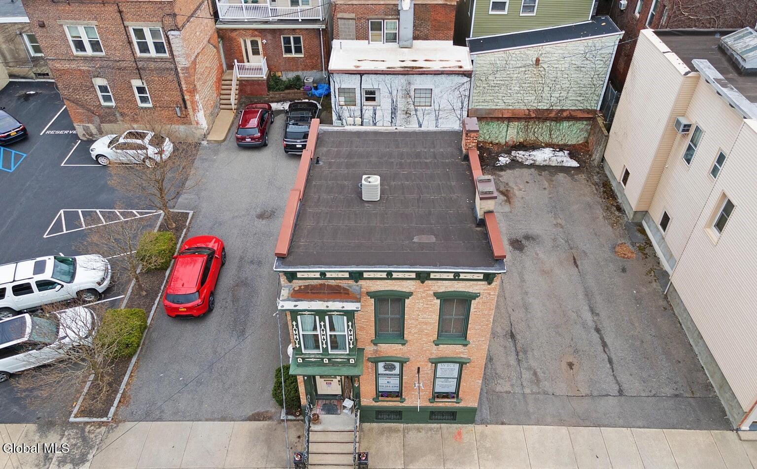 153 Barrett Street Schenectady NY 12305