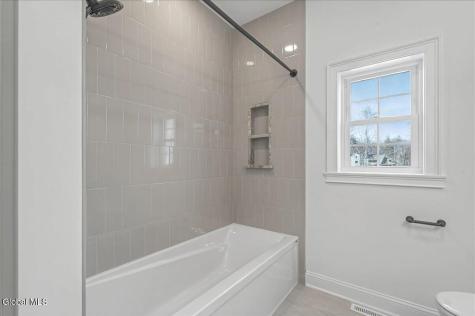 10 Mapleton Court Clifton Park NY 12065