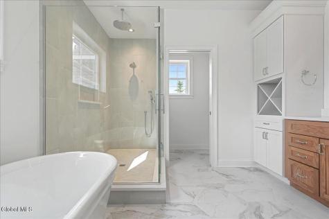 10 Mapleton Court Clifton Park NY 12065