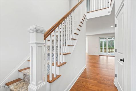 10 Mapleton Court Clifton Park NY 12065