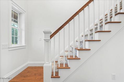 10 Mapleton Court Clifton Park NY 12065