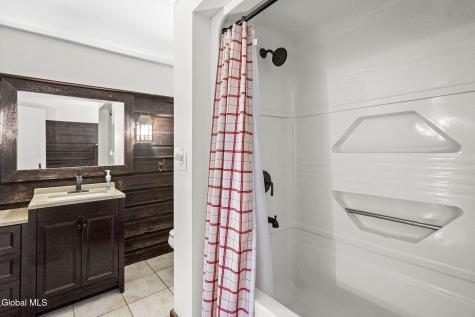 33 County Road 401 Greenville NY 12083