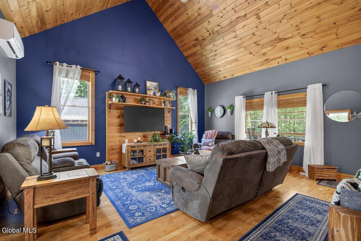 8 Hemlock Drive Schroon Lake NY 12870