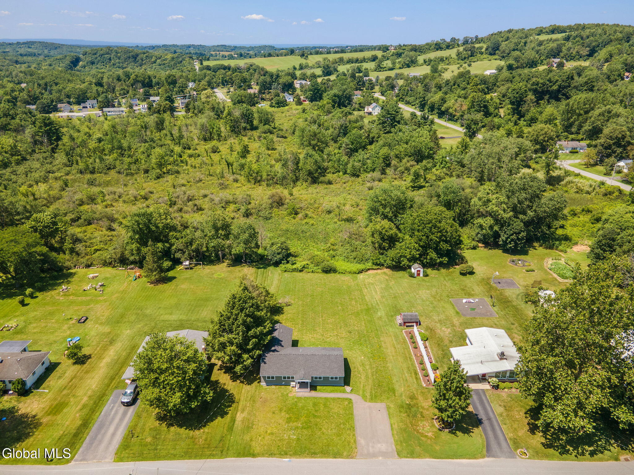17 Walter Road Troy NY 12180
