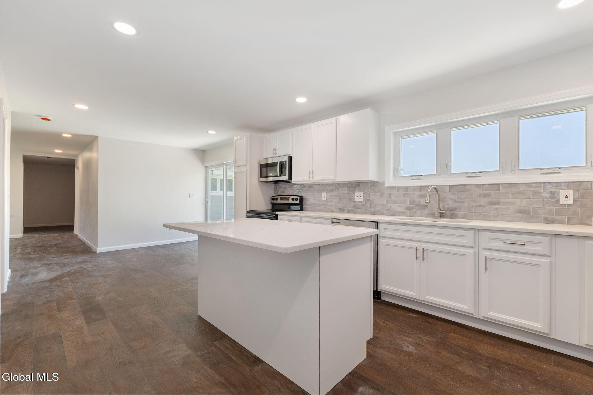 17 Walter Road Troy NY 12180