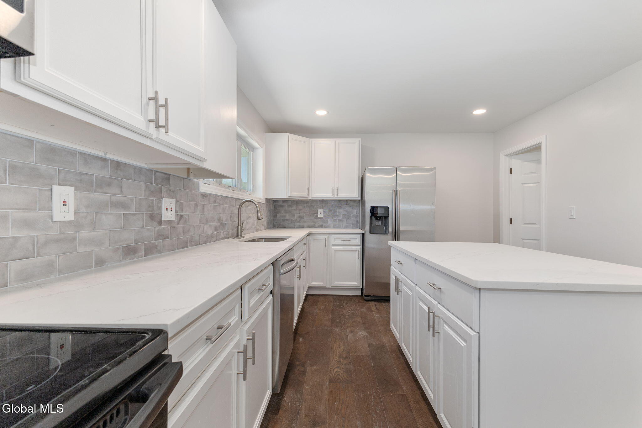 17 Walter Road Troy NY 12180