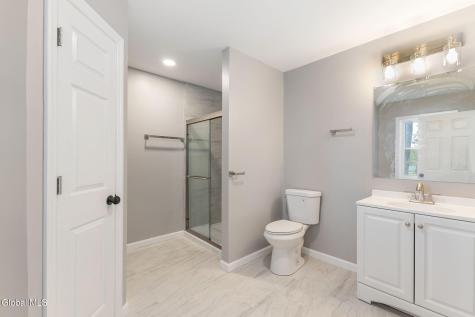 17 Walter Road Troy NY 12180