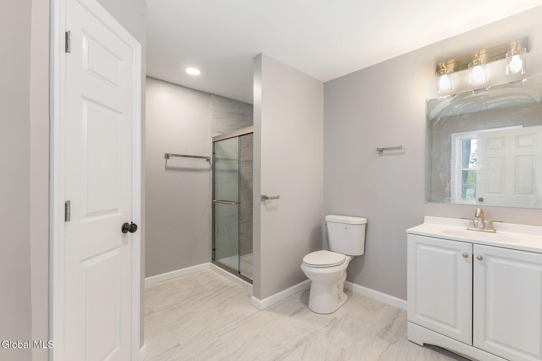 17 Walter Road Troy NY 12180