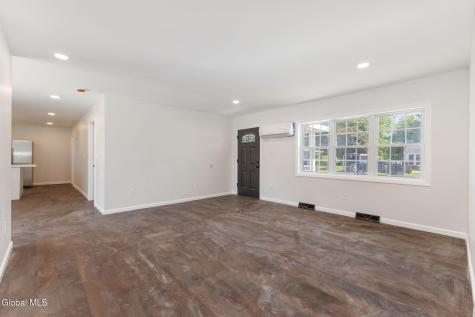 17 Walter Road Troy NY 12180