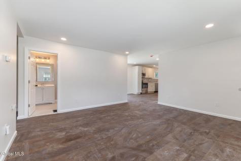 17 Walter Road Troy NY 12180