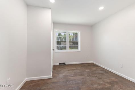 17 Walter Road Troy NY 12180