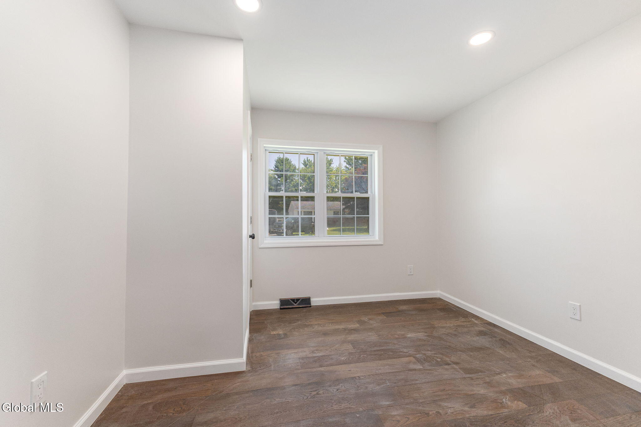17 Walter Road Troy NY 12180