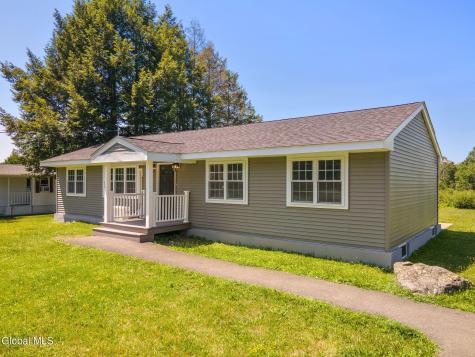 17 Walter Road Troy NY 12180