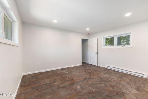 17 Walter Road Troy NY 12180