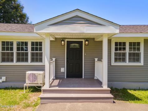 17 Walter Road Troy NY 12180