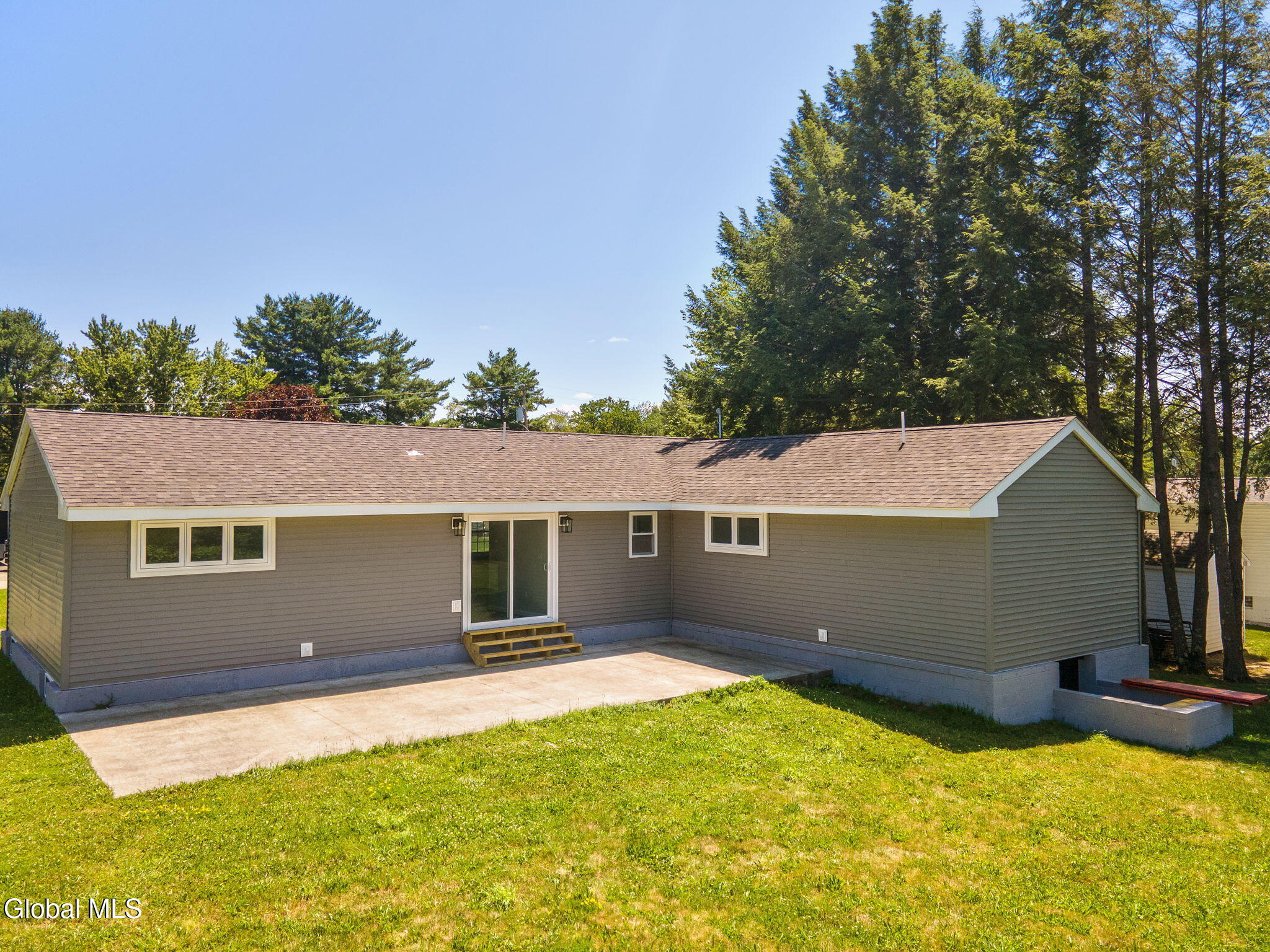 17 Walter Road Troy NY 12180