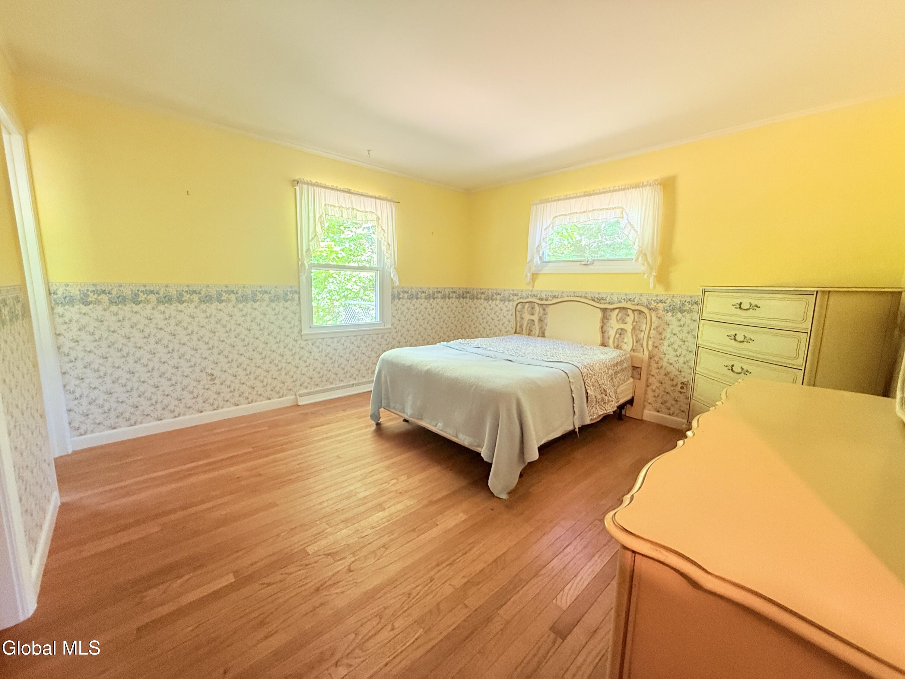 8 Sherwood Drive Queensbury NY 12804