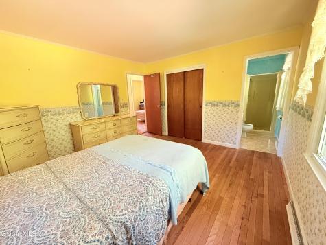 8 Sherwood Drive Queensbury NY 12804